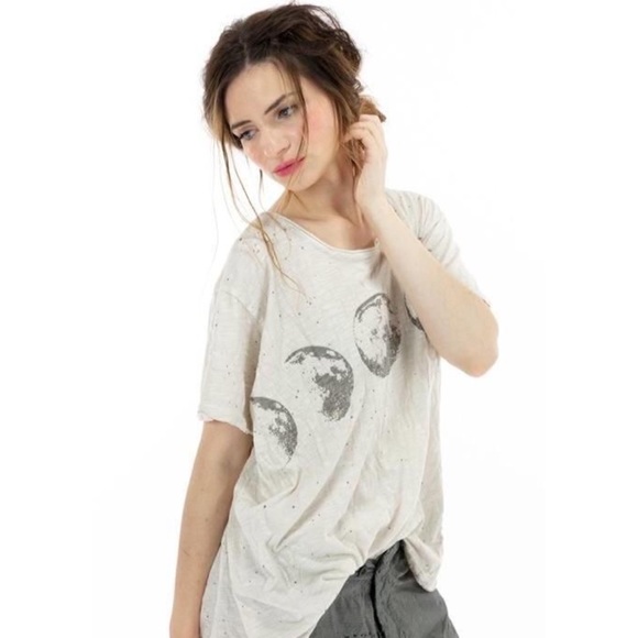 Free People x MAGNOLIA PEARL Moon Tee In Moonlight One Size - Picture 2 of 5